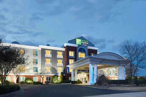 Holiday Inn Express & Suites I-26 & Us 29 At Westgate Mall, an IHG hotel - Hotel - Spartanburg