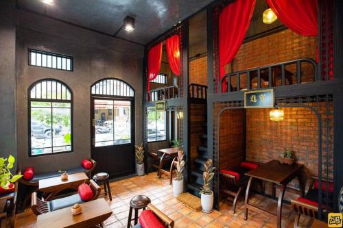 Lynlan Hostel and Cafe Linlan Lunyan Hostel and Cafe