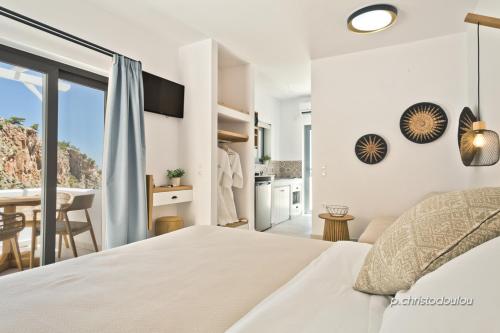 Agnantema luxury suites