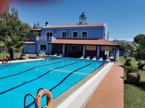  Villa Maria Marchesana in Pezzi di Gala