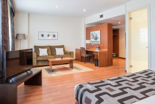 瓦倫西亞艾克松酒店 (Xon's Valencia) in 瓦倫西亞機場