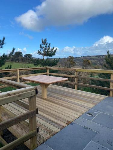 Rural Wood Cabin - less than 3 miles from St Ives