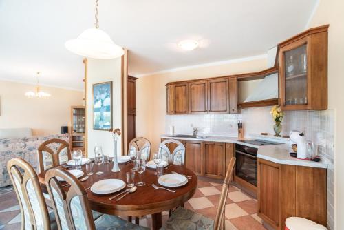 Beachfront Apartment Sunvita By Locap Group - Piran