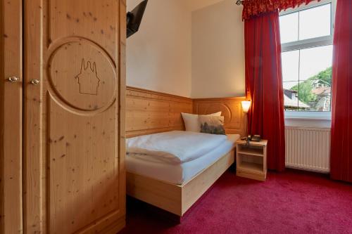 Comfort Single Room with Castle View room in Hotel Schlossblick