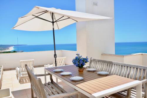 Blue Sky - Apartment with roof terrace in Nazaré