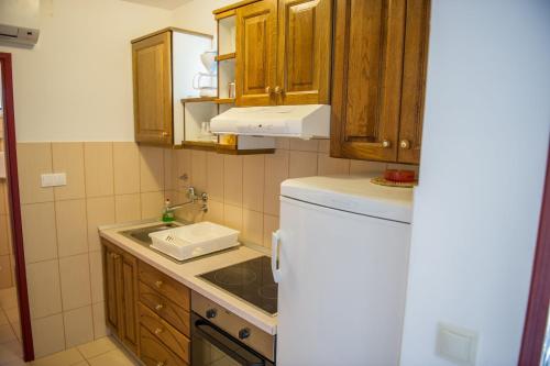 Apartments Zdravko - image 12
