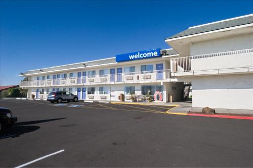 Motel 6-Pendleton, OR