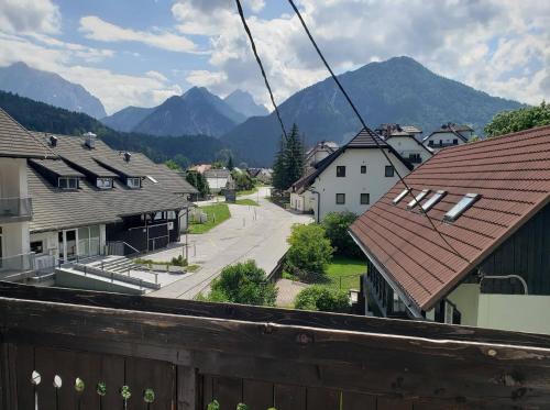 陽台/露台, 尼卡青年旅舍 (Youth Hostel Nika) in 克朗傑斯卡哥拉