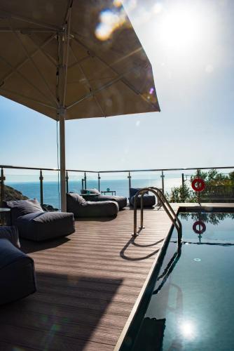 Úszómedence, Studio Kalogridis in Patmos