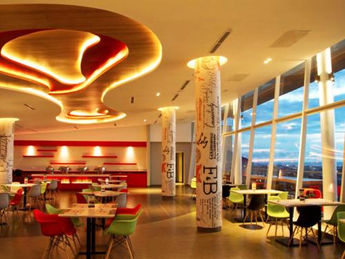 식음료(F&B), 이비스 파당 호텔 (ibis Padang Hotel) in 파당