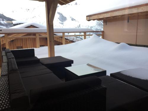 Chalet cosy acces pistes, sauna, cheminee, Wifi, parking - FR-1-344-411 in Villarencel
