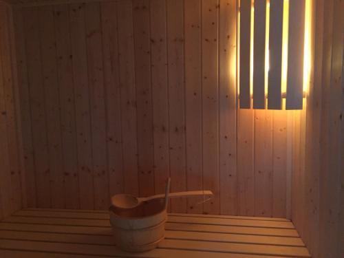 Chalet cosy acces pistes, sauna, cheminee, Wifi, parking - FR-1-344-411 in Villarencel