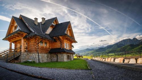 Double or Twin Room with Mountain View image 9