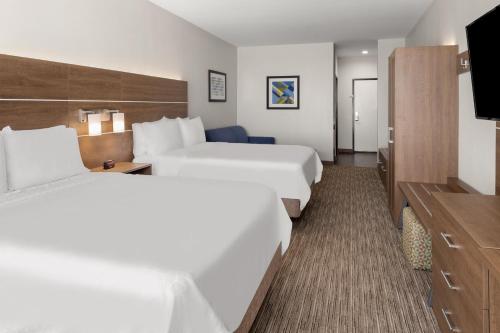 Holiday Inn Express & Suites Graham an IHG Hotel - image 12