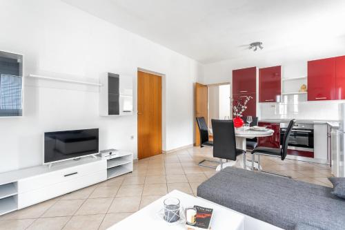 Apartments Dobrila - image 3