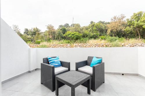 Apartments Dobrila - image 11