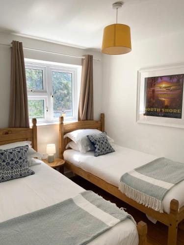 Tolcarne Beach Apartments - image 7