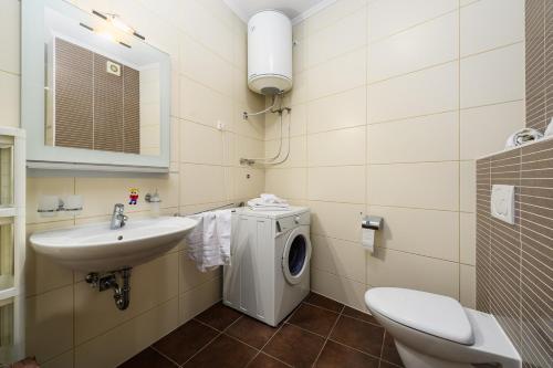 Apartments Adria - image 4