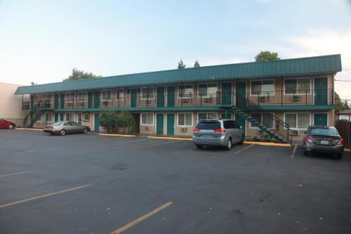 Executive Motel - Accommodation - Eugene
