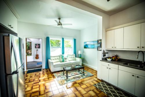 Hibiscus Suite at Sunset Serenade in 克魯斯灣