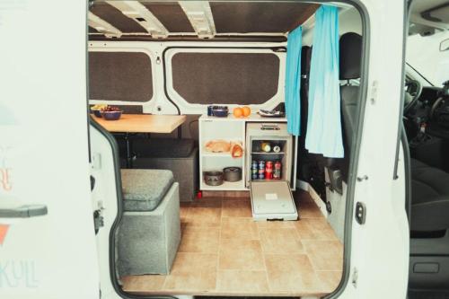 Rent Campervans in كيفلافيك
