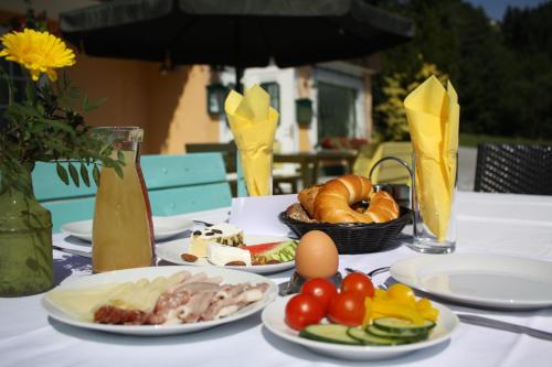 Pension Waldhof am Stubenbergsee