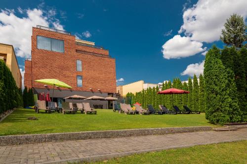 Hotel Dolphin - main image
