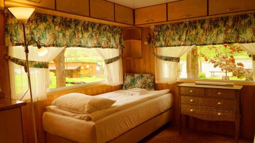 1 double bed, 1 sofa bed