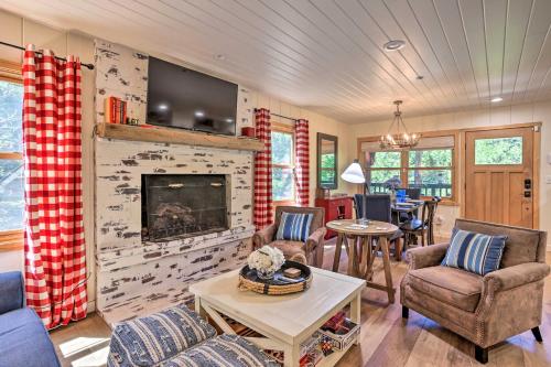 Steps to Lake Cabin with Deck in Lake Arrowhead in Lake Arrowhead, USA