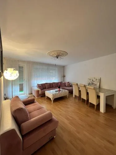 Alpine Retreat in Garmisch-Partenkirchen, Deutschland