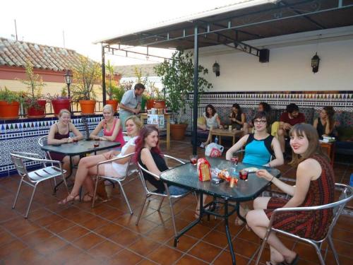 Triana Backpackers - image 3