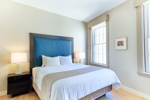 121 Middle an urban inn - image 7