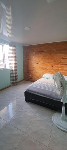 1 double bed, 1 twin bed