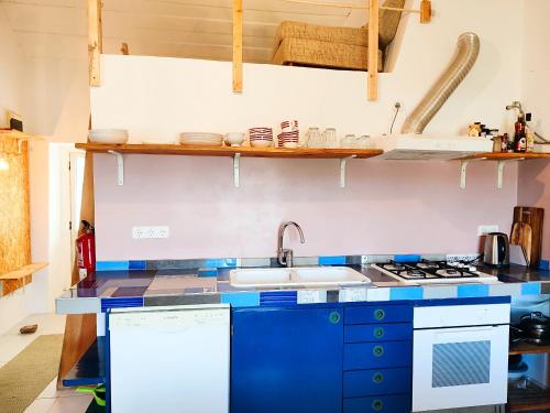 Konyha, Stay at PachaMama Community in Alcacer Do Sal