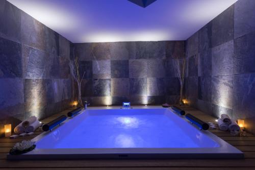 Check Inn Suite Hotel & SPA - image 8