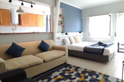  Baleal Holidays - Peniche Sunny Apartment in Peniche