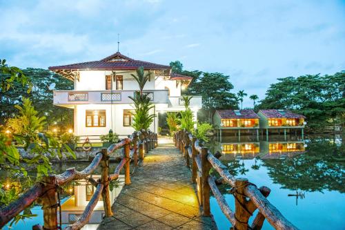 Wet Water Airport Resort