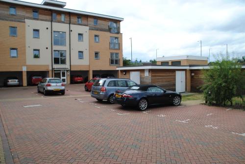 Two Bed Two Bath Apartments at Pavilions by Accommodation Windsor Ltd, Windsor (zdjęcie 4)