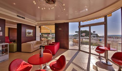 酒吧/高級酒吧, Kaliakra Beach Hotel - Ultra All Inclusive in 阿爾伯納
