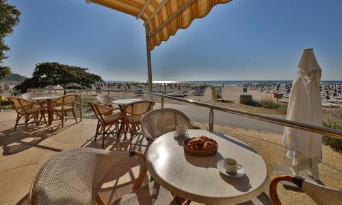 酒吧/高級酒吧, Kaliakra Beach Hotel - Ultra All Inclusive in 阿爾伯納
