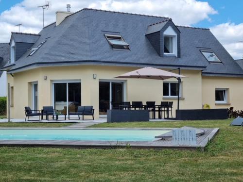 Magnifique maison avec piscine à Beg Meil