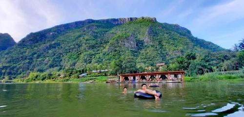 Swimming pool, Ou River House in Nong Khiaw