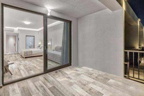 Mandala Seafront Suites - Tap to explore photos