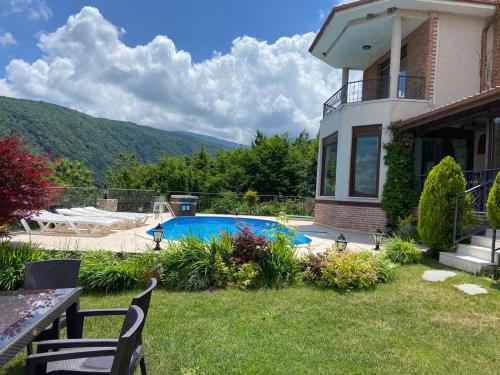 Villa Holiday Sapanca Dibektaş - Isıtmalı Havuz