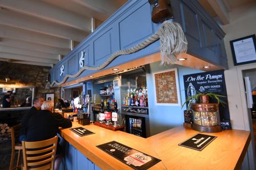 Ship Inn - image 7