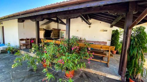 Seadmed, DE-YAN Guest House in Troyan