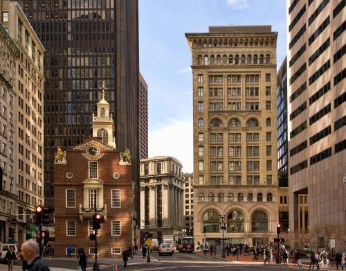 Ames Boston Hotel, Curio Collection by Hilton