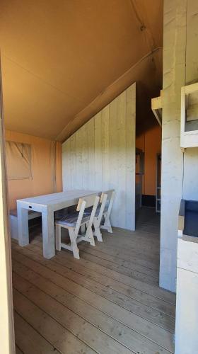 BG Apartments Safaritent in Merenye
