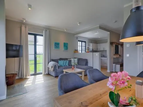 Reetland am Meer - Premium Reetdachvilla mit 3 Schlafzimmern, Sauna und Kamin F28 in Dranske, Deutschland