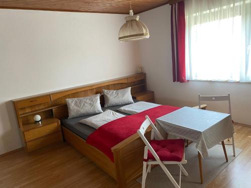 Holiday apartment in St Kanzian on Lake Klopein
